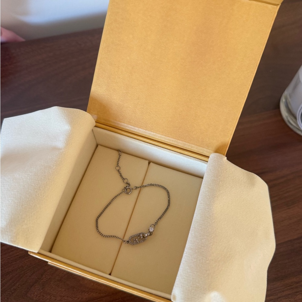Fendi Silver Chain Bracelet - Picture 2 of 7